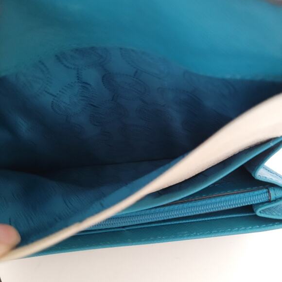 Michael Kors MK Navy Blue Color Block Wallet Clutch Large Logo Saffiano Leather - Picture 7 of 12